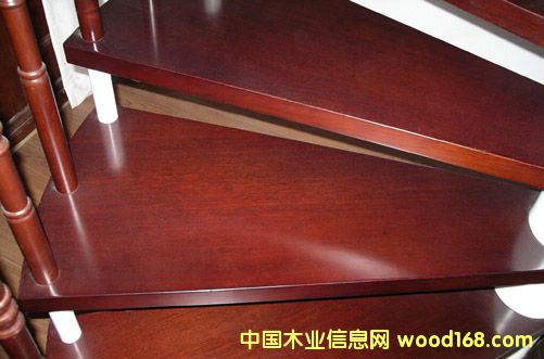 c(din)鿴L(zhng)ڹ(yng)SľŴDƬ