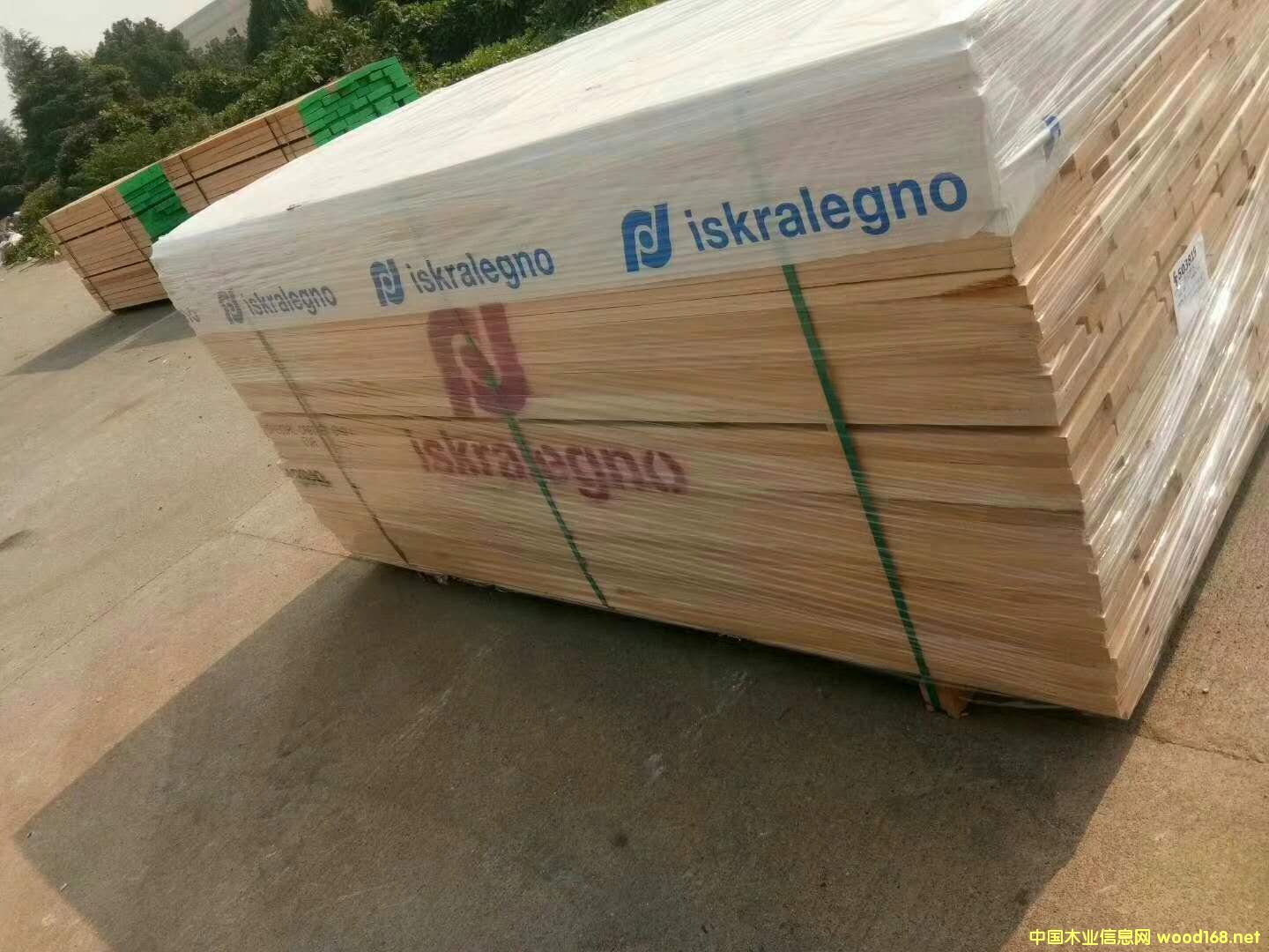 砂光板的詳細(xì)介紹