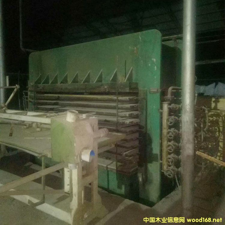 Rʢ(yng)4*8ʮӶfቺC(j)